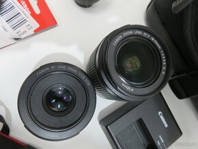 Zánovní digitální fotoaparát Canon EOS 2000D + 2 x objektiv - 3