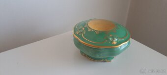 PRVOREPUBLIKOVÝ PORCELÁN – 2 DÓZY A TALÍŘ - 3