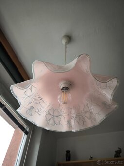 Růžový uchyňský lustr - 3