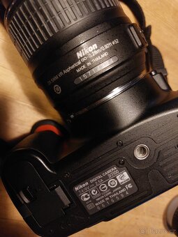 Zrcadlovka Nikon D3100 + brašna a příslušenství - 3