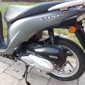 Honda Vision 110 - 3