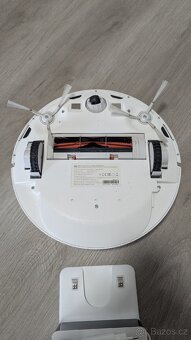 Robotický vysavač Xiaomi Mi Robot Vacuum-Mop Essential - 3
