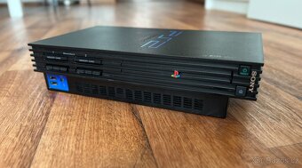 Playstation 2 FAT (SCPH-30004 R) černá - 3
