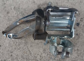 Přesmykač Shimano - 3