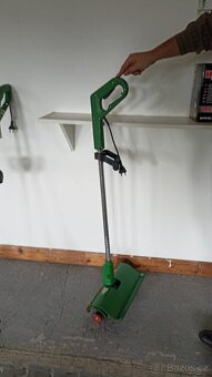 Elektrický provzdušňovač trávy BRILL 230 RL - 3