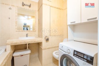 Prodej bytu 3+1, 71 m², Český Krumlov, ul. Urbinská - 3