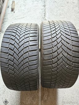 Zimní pneu 235/35R19 Bridgestone - 3