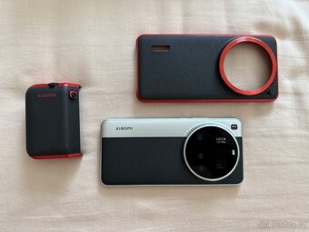 Xiaomi 15 Ultra 16/512 GB, barva Silver Chrome + fotokit - 3