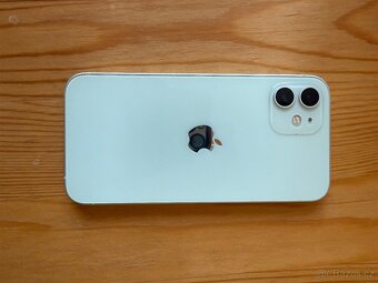 Apple IPhone 12, 64gb, zachovalý - 3