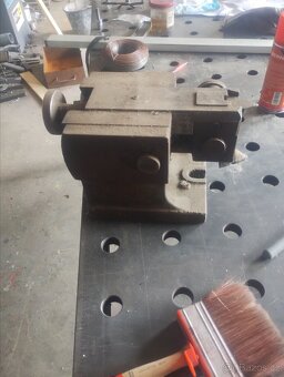 Opěrný hrot, opěrný koník k deličce - 3