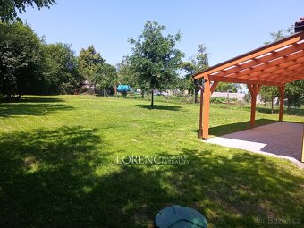 Moderní dřevostavba s velkým pozemkem a fotovoltaikou – přip - 3
