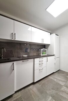 Pronájem kanceláře 82m², ulice Prusíkova, Praha 5 - Stodůlky - 3