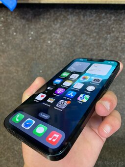 iPhone 14 - 3
