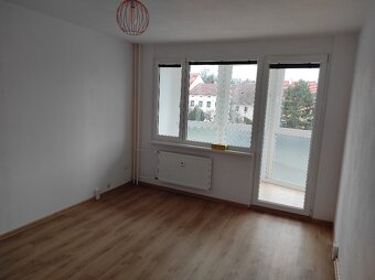 2+1 Klatovy, lodžie, výtah - 3