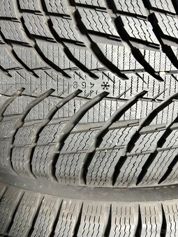 215/50/18 zimní pneu - 3