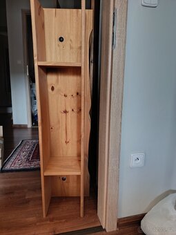 Prodám dva dřevěné regály Ikea - 3