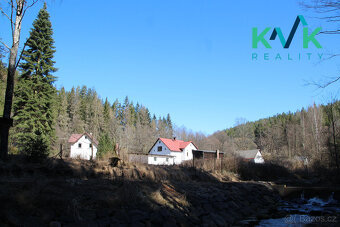 Rodinný dům, prostorná garáž, údolí obce Rotava - Šindelová - 3