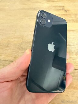 iPhone 12 64 GB – Černý - 3