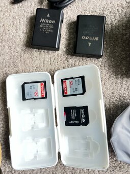 Nikon D5100 s příslušenstvím - 3