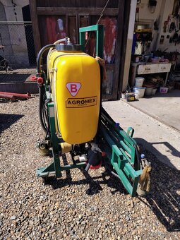 Postřikovač nesený - 3