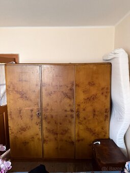 šatní skříň - 3