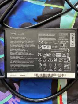 Lenovo 135W nabíječka (Slim Tip) - 3