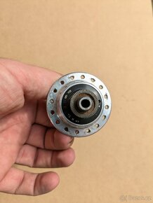 Zadní náboj Shimano XT FH-M732 - 3