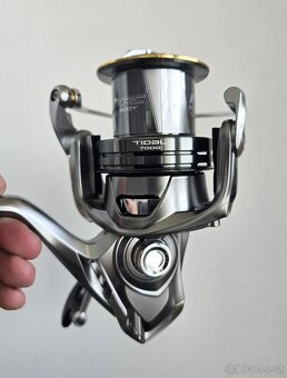 Navijáky Penn Tidal Longcast 7000 - 3