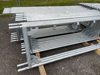 Rámové Lešení- 130m2- systém Baumann- - 3
