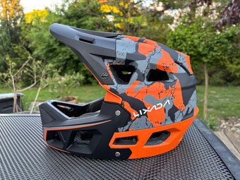 MTB helma M 55-58cm - 3