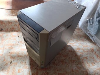 počítač esprimo Celeron 3,4 ghz - 3