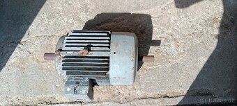 Prodám elektromotor. - 3