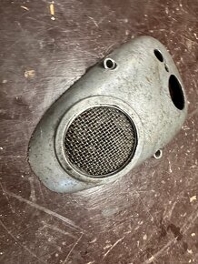 Predám KRYT karburátoru ČZ 125 150 c - 3