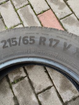 Continental 215/65R17 DOT0621 - 3