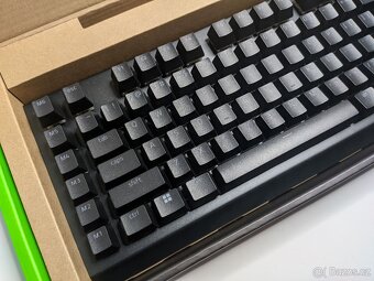 Mechanická klávesnice Razer blackwidow V4 x - 3