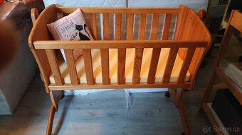 Dřevěná kolébka - 3
