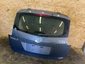 KOMPLETNÍ PÁTÉ DVEŘE KUFRU MAZDA 5 - 3