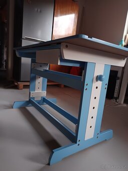 Dětský stavitelný stolek - 3