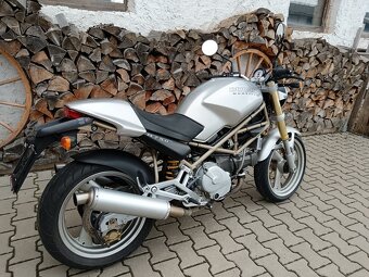 DUCATI MONSTER 750 - 3