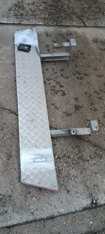 Přídavný schod na dodávku - 3