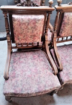 stará křesla - 3