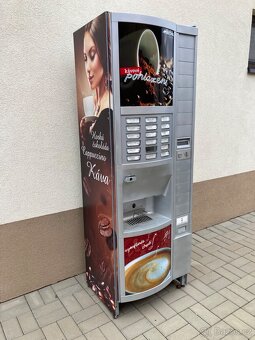 3 automaty na kávu Rhea Sagoma a Luce - 3