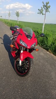 Honda CBR 600 RR - 3