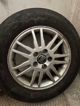 Sada litých kol 15” na Volvo V50 s letnimi 195/65 R15 - 3