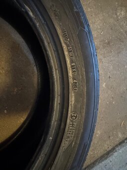 245/45R18 - 3