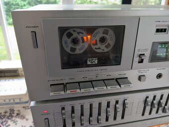 Akai - 3