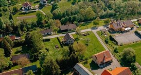 REZERVOVÁNO Prodej stavebního pozemku 1398 m2 v obci Chyjice - 3