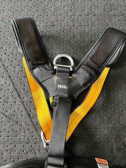 Petzl - postroj plus vybaveni - 3