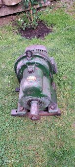 Elektromotor s převodovkou - 3