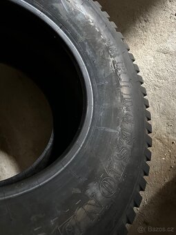Pneu 475/65D20 - 3